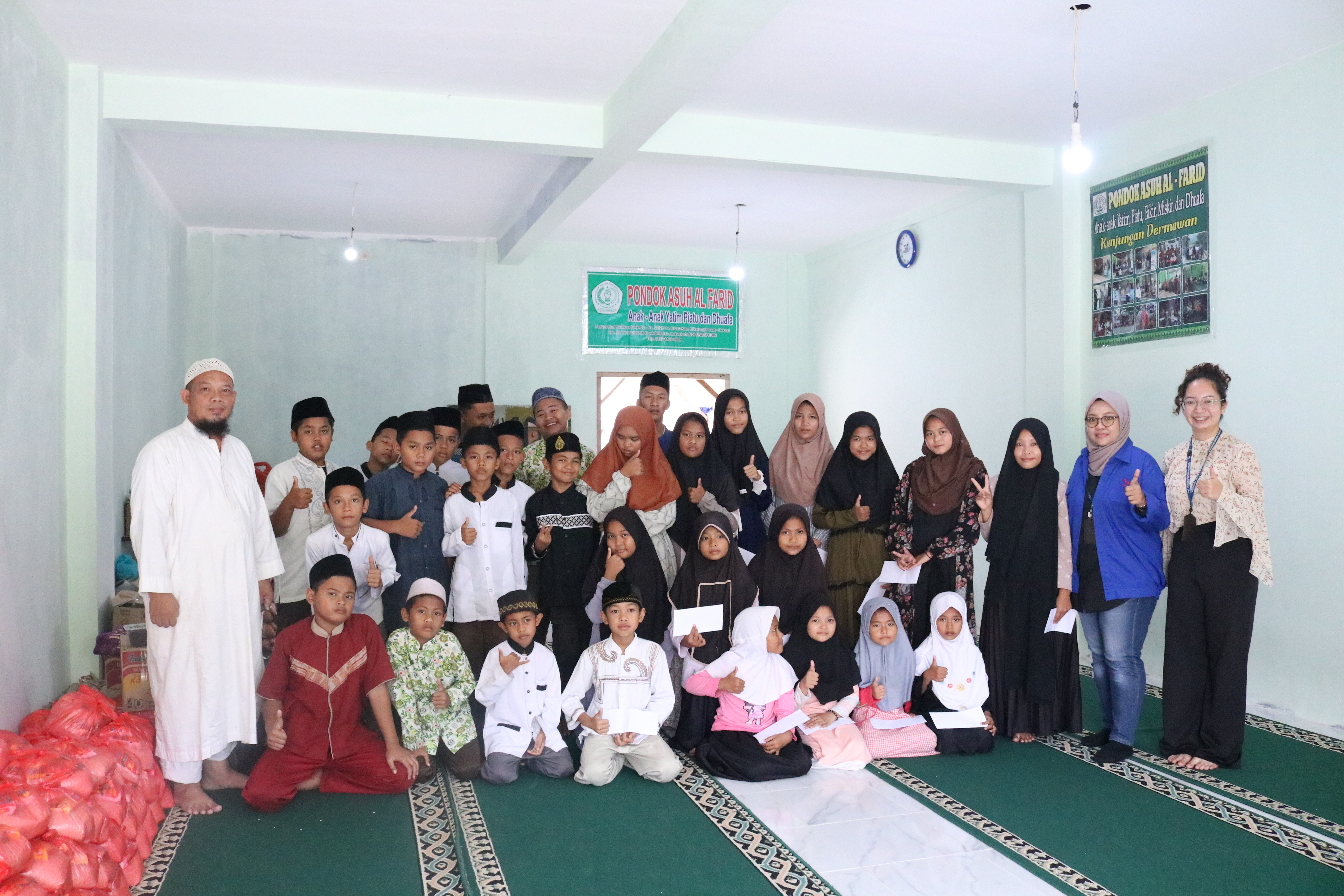 Donasi Sembako & Peralatan Sekolah
